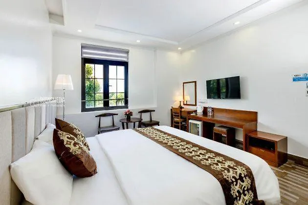 Hotel Hung Anh Ha Long